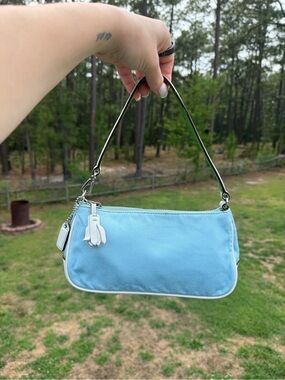 Coach Signature Demi Pouch